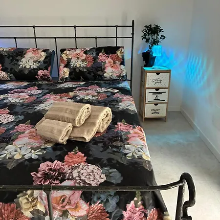 Vendégház 33 Joy Dreams 3*